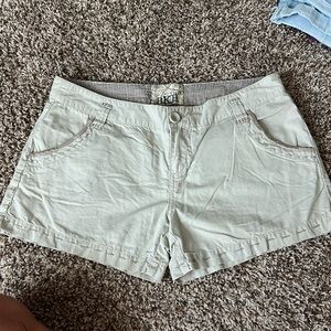 BKE Khaki Shorts size 30